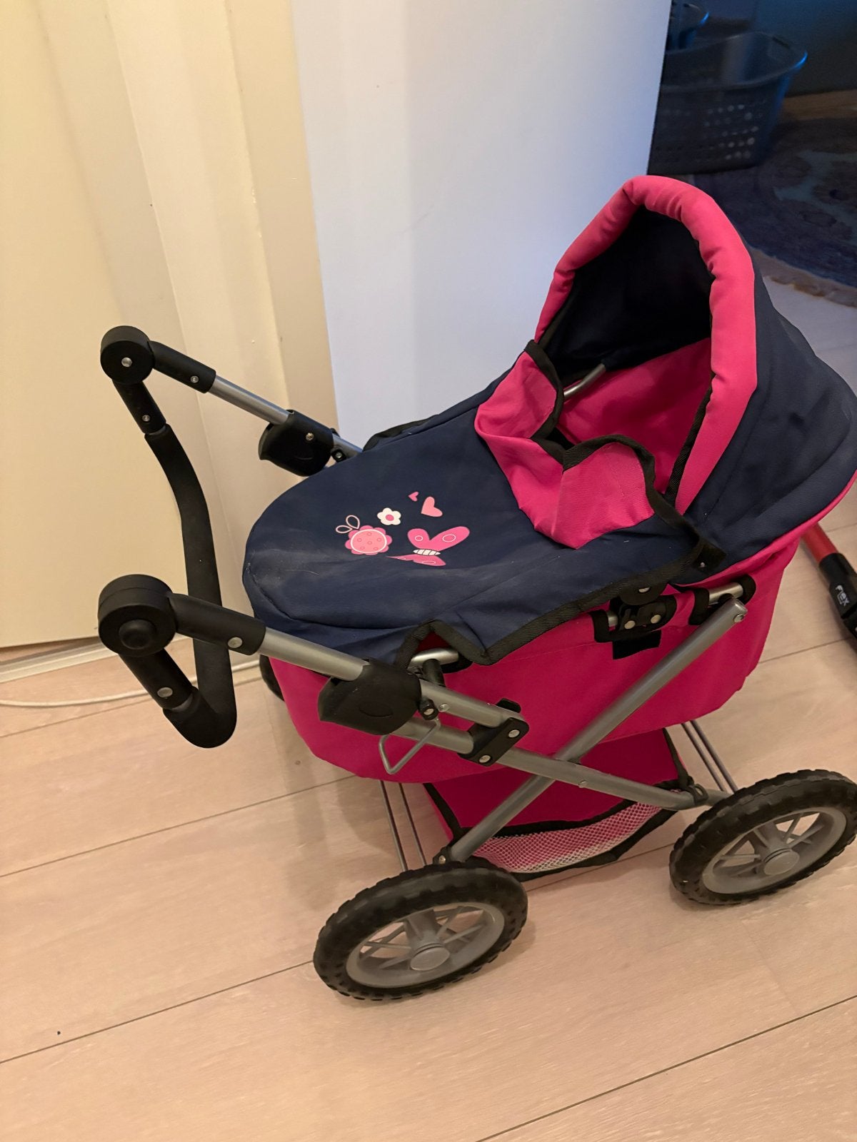 Roze poppenwagen met vlinderprint, Kinderen en Baby's, Ophalen, Gebruikt, Babypop