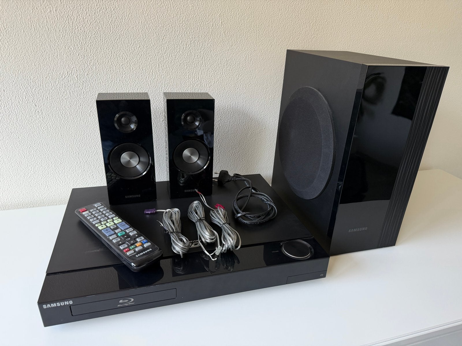 Samsung 2.1 Geluidsset met Blu-ray Speler (HT-C5800), Gebruikt, 2.1-systeem, Blu-ray-speler, Minder dan 40 watt