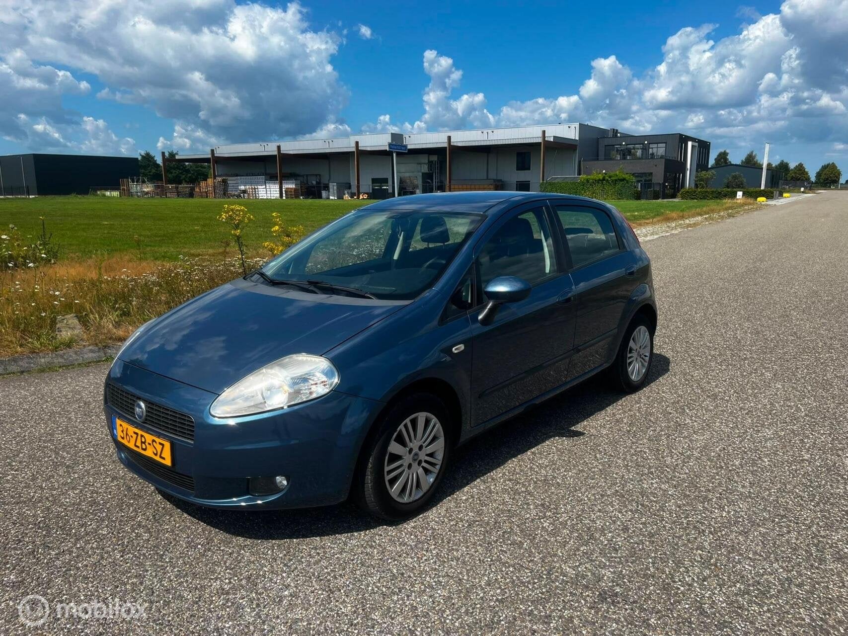 Fiat Grande Punto 1.4 Airco / Cruise / 5 deurs / APK / NAP, Voorwielaandrijving, 4 cilinders, Grande Punto, Origineel Nederlands