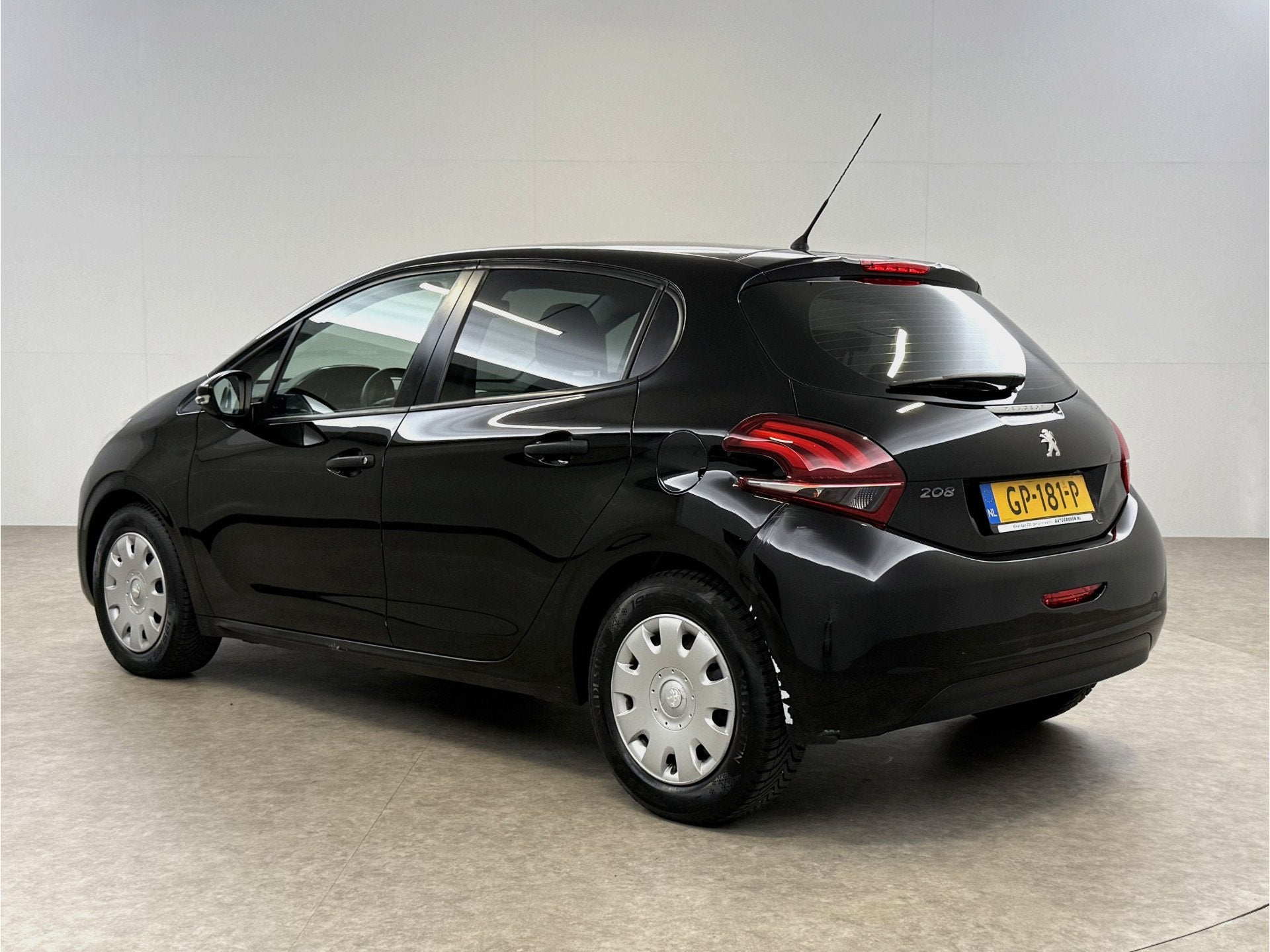 Peugeot 208 1.0 PureTech Access | Airco | Cruise | Elektrisc, Auto's, Gebruikt, Origineel Nederlands, Bedrijf, 3 cilinders