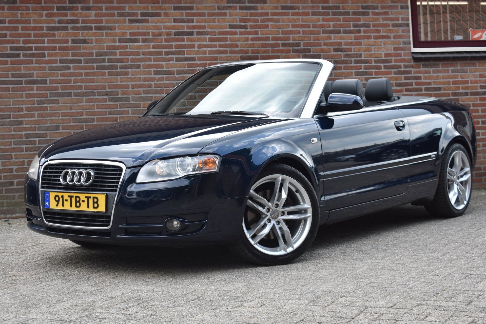 Audi A4 Cabriolet 3.0 V6 '05 Leder Xenon Clima Inruil mogeli, Gebruikt, Cabriolet, A4, Bedrijf