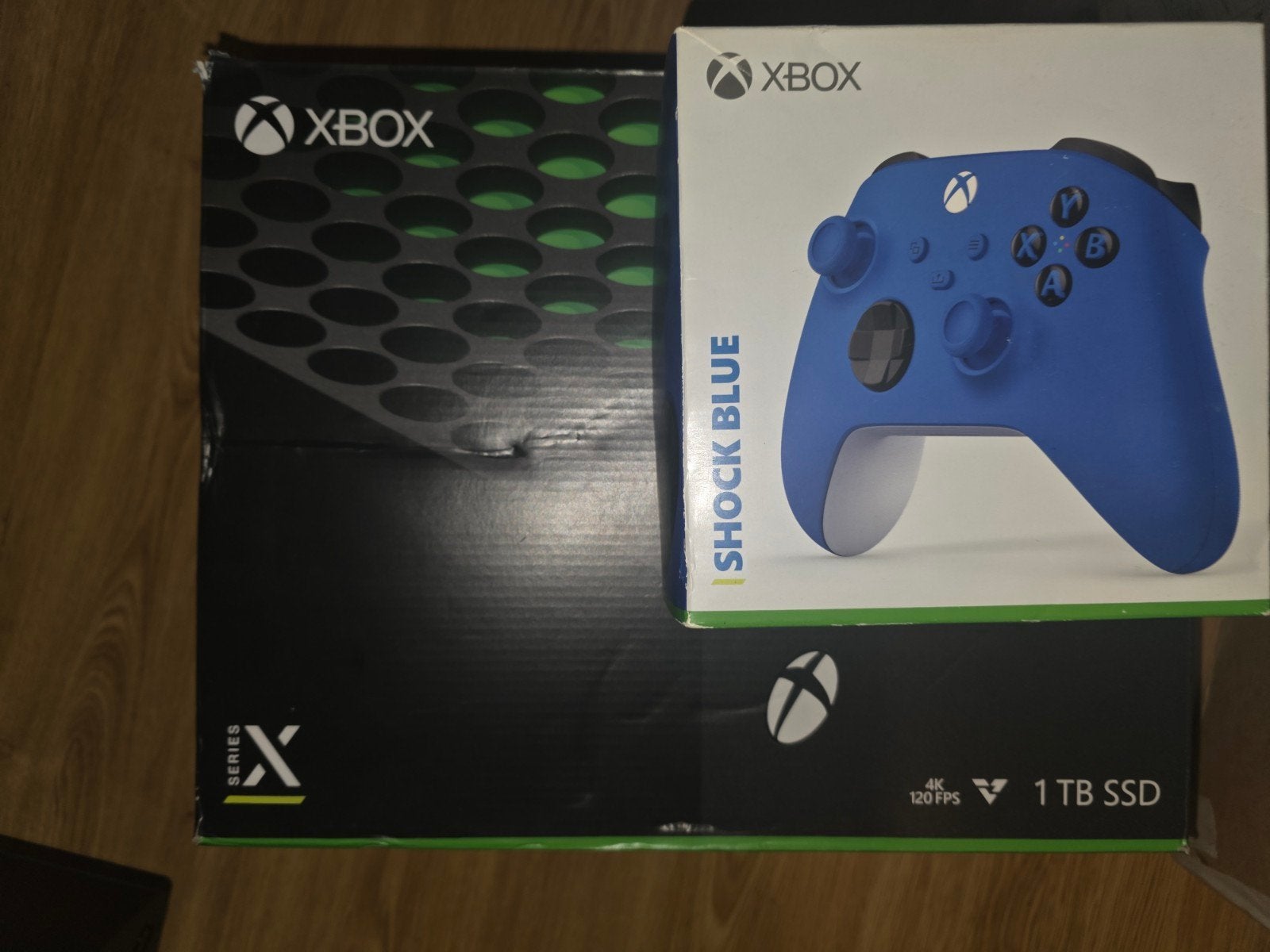 Xbox Series X met Cyberpunk 2077 en controller, Spelcomputers en Games, Spelcomputers | Xbox Series X en S, Zo goed als nieuw