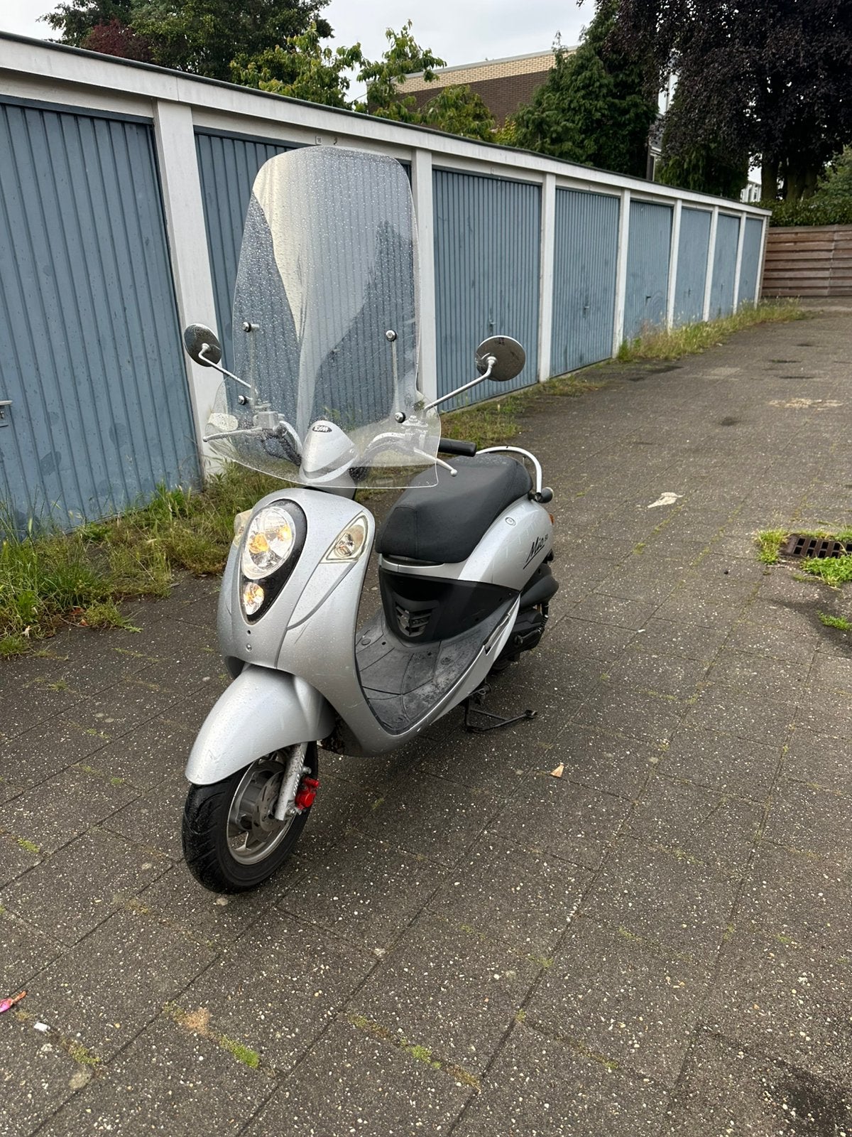 Sym mio nette staat weining km, Ophalen of Verzenden, Zo goed als nieuw, Benzine