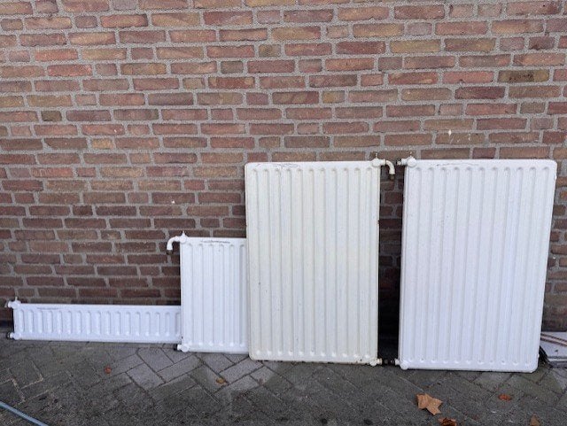 VEHA radiatoren, Ophalen, 30 tot 80 cm, Gebruikt, Radiator