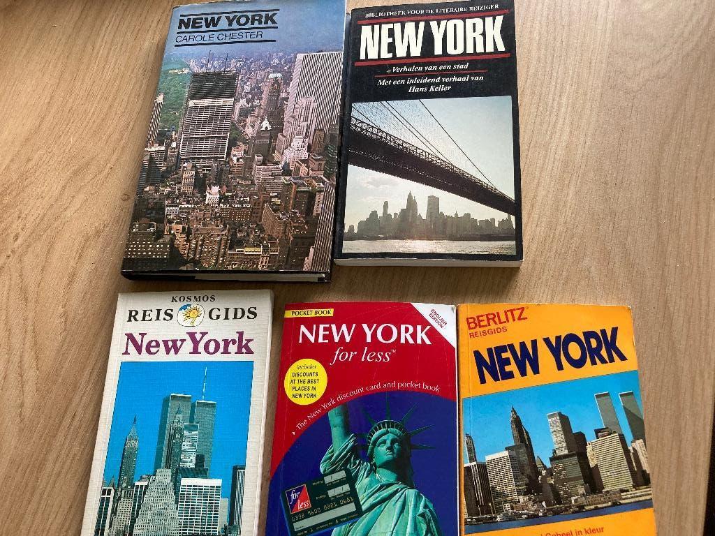 5 boekjes over New York, Ophalen of Verzenden, Reisgids of -boek, Noord-Amerika, Gelezen