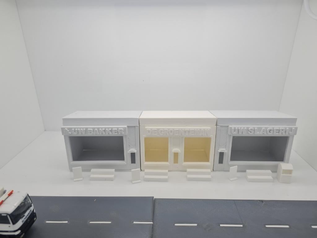 Winkelstraat met 3 winkels Schaal 1:87/h0, Overige merken, Gelijkstroom of Wisselstroom, Brug, Tunnel of Gebouw, Nieuw