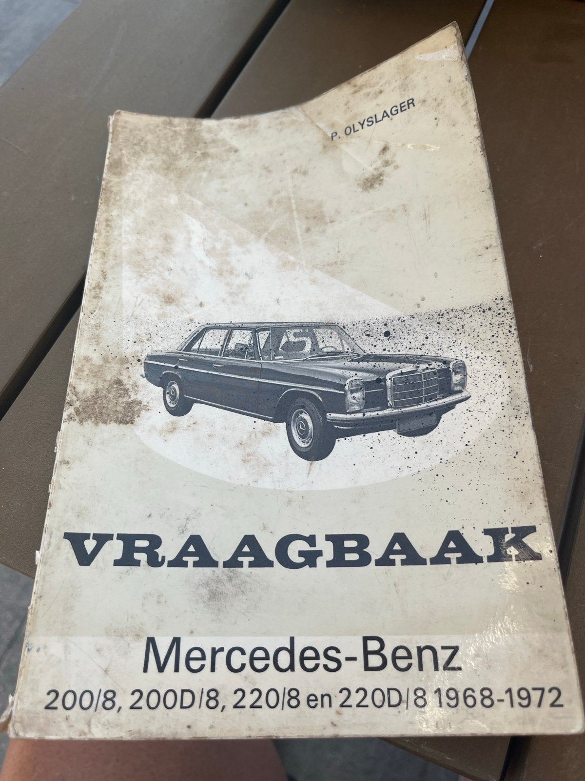 Vraagbaak Mercedes-Benz 200/8, 200D/8, 220/8, 220D/8 (1968-1, Ophalen of Verzenden