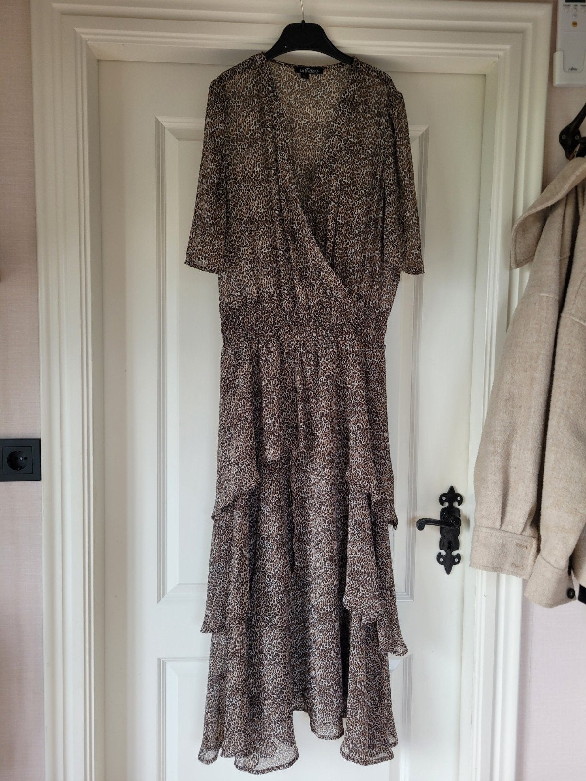 zwierige jurk naomi ladress la dress mt xl leopard, Kleding | Dames, Bruin, Verzenden, Maat 46/48 (XL) of groter, Zo goed als nieuw