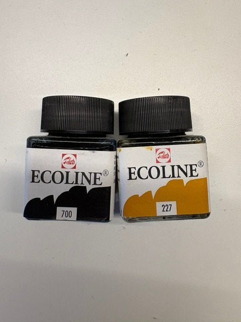 Ecoline inkt - Zwart (700) en Geel (227), Hobby en Vrije tijd, Ophalen of Verzenden, Zo goed als nieuw, Groter dan 1:32