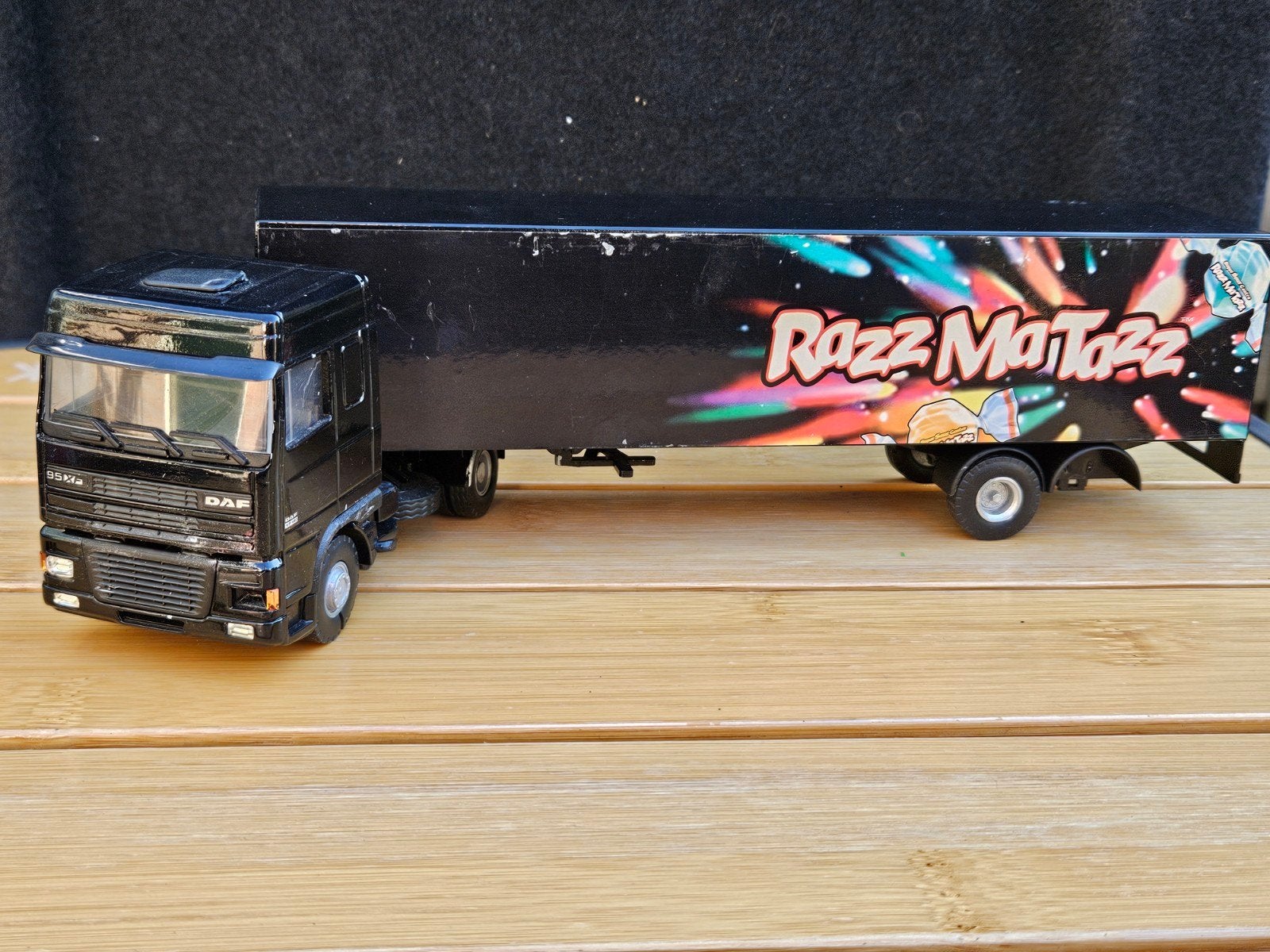 lioncar Daf XF met trailer opknapper of onderdelen, Ophalen of Verzenden, Gebruikt, Bus of Vrachtwagen, Lion Toys