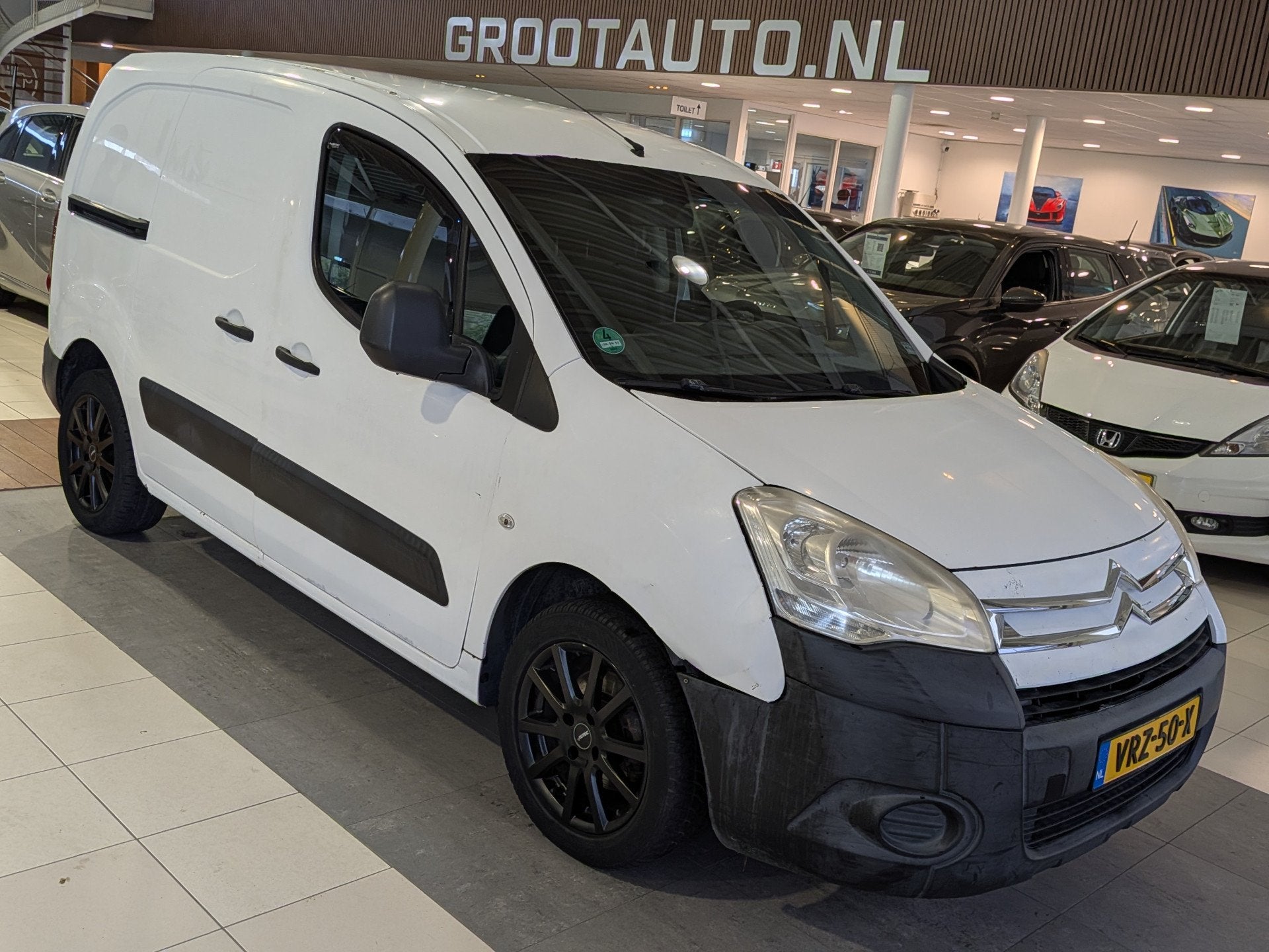Citroën Berlingo 1.6i 500 Club Stuurbekrachtiging, Zijschui, Auto's, Voorwielaandrijving, Stof, Gebruikt, Zwart