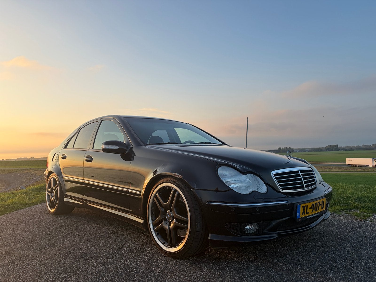 Mercedes-Benz C-Klasse 3.2 C32 AMG Kompr Sedan AUT 2001, Achterwielaandrijving, Zwart, 1535 kg, Zwart