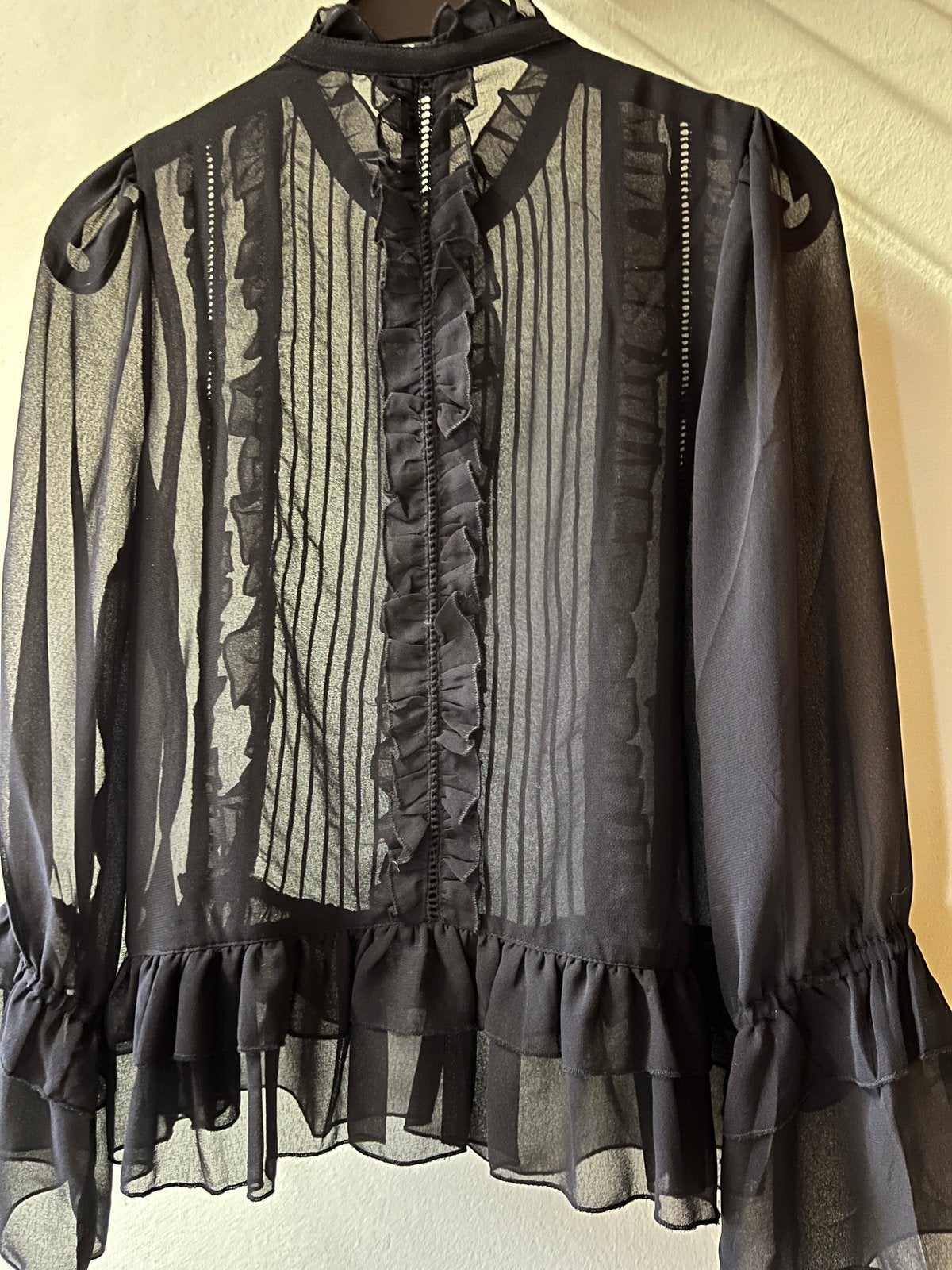 ONLY zwarte voile boho blouse lange mouw ruffles | maat 36, Kleding | Dames, Ophalen of Verzenden, Nieuw, Maat 36 (S), Zwart