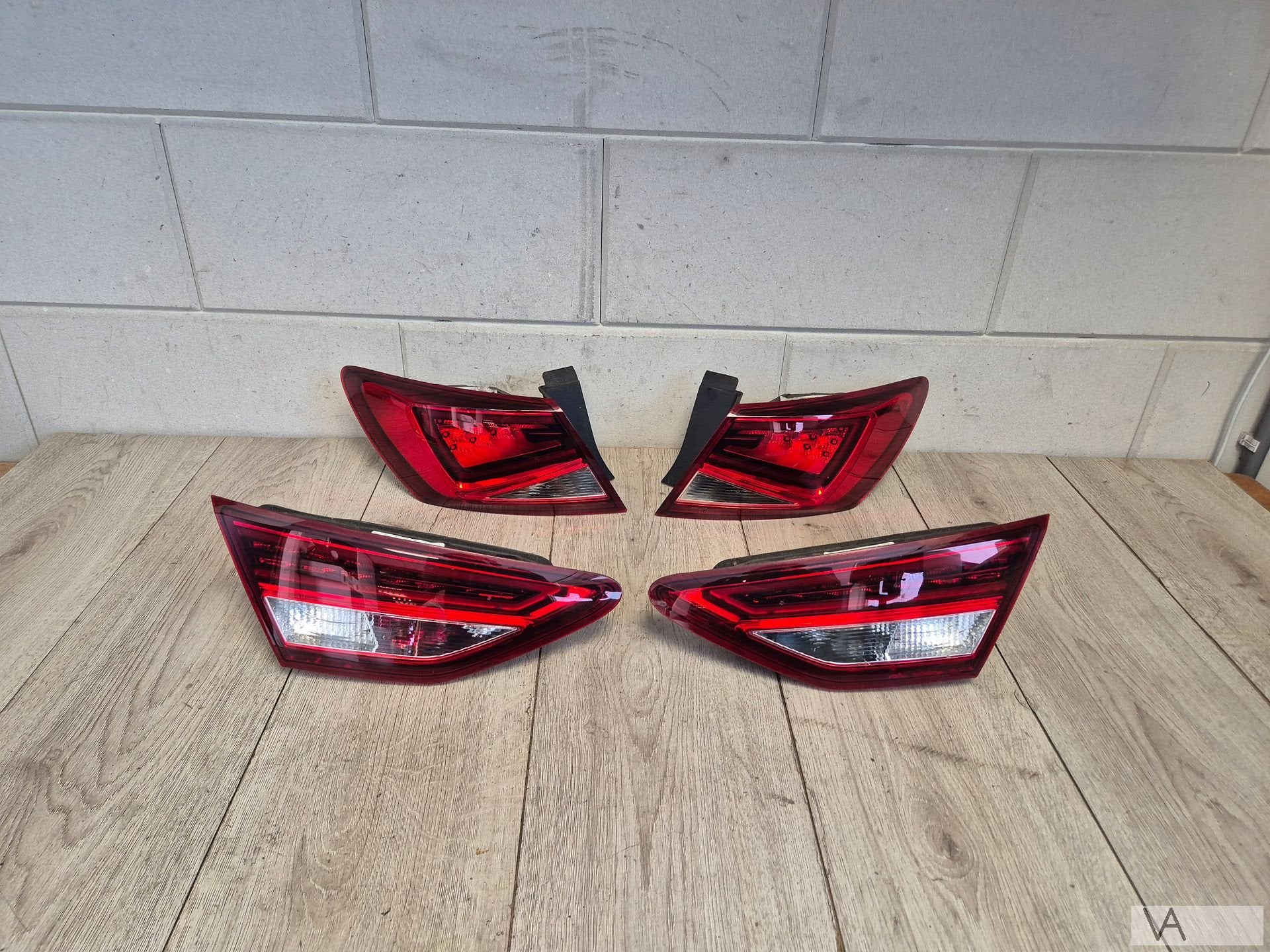 Achterlicht set van 4 voor Seat Leon 5f 2013 - 2020 LED €250, Gebruikt, -, -, Ophalen of Verzenden