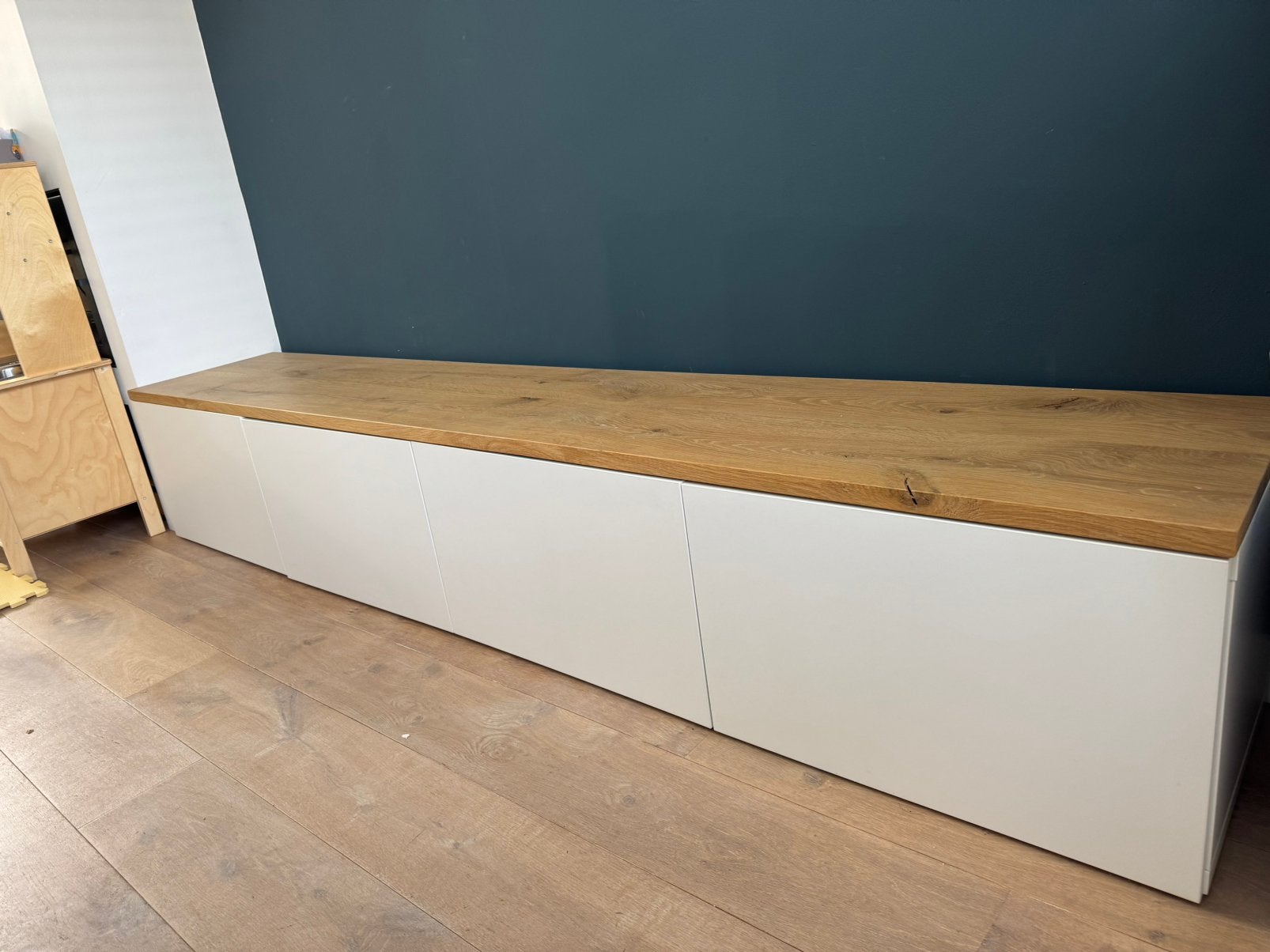 Lage kast van Ikea, Gebruikt, Ophalen of Verzenden, 200 cm of meer, Minder dan 100 cm