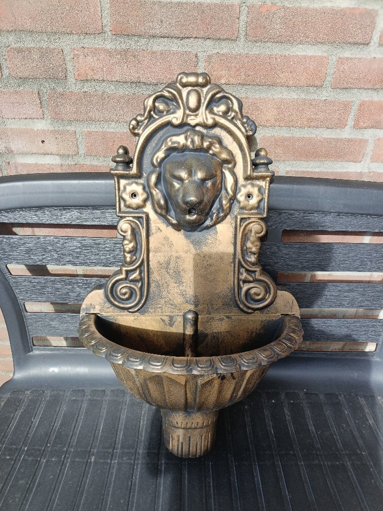 Muurfontein leeuwenkop kleur brons, Ophalen, Gebruikt, Waterornament