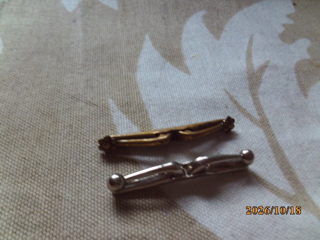2x dasspeld, boord clip kleding accesoires The Tenax + bloem, Ophalen of Verzenden, Heren, The Tenax