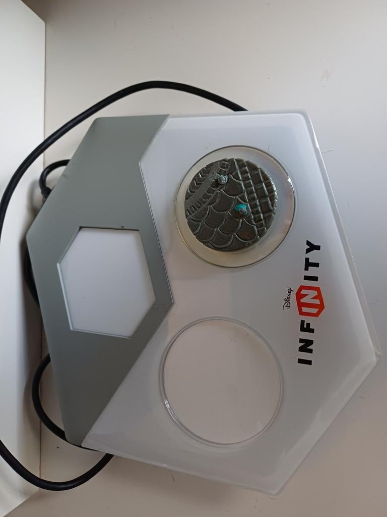 Disney Infinity en Skylanders Portals, Spelcomputers en Games, Overige merken, Ophalen, Gebruikt, Overige typen