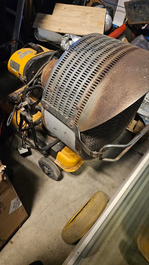 Diesel Heather - Krachtige Kachel voor Werkplaats/Garage, Doe-het-zelf en Verbouw, Verwarming en Radiatoren, Gebruikt, Kachel