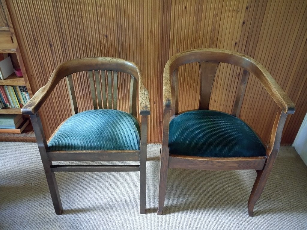 Twee art deco bureaustoelen, Ophalen