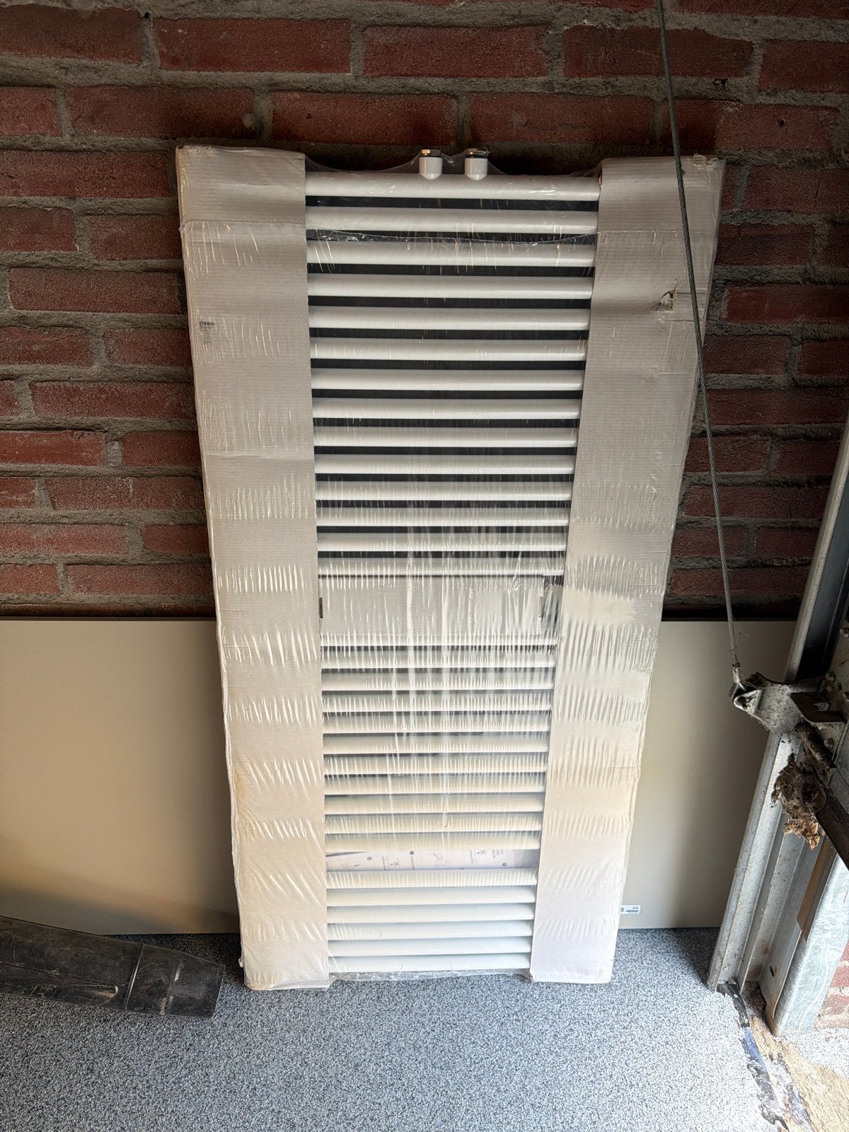 Nieuwe Rotheigner Badkamerradiator - Wit RAL 9016, Radiator, Nieuw, Ophalen of Verzenden, 60 tot 150 cm