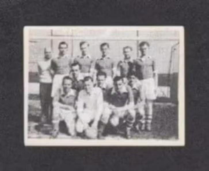 Voetbalplaatje RAC Rijen 1951-1952., Ophalen of Verzenden, Zo goed als nieuw