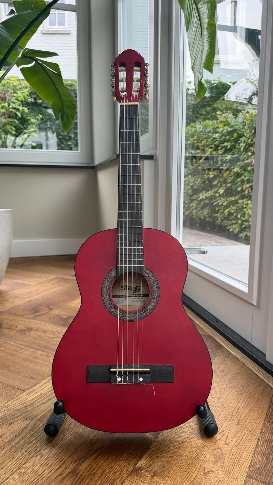 Stagg C410 MRD 3/4 Klassieke Gitaar met standaard en hoes, Ophalen, Zo goed als nieuw, Klassieke of Spaanse gitaar, Met koffer