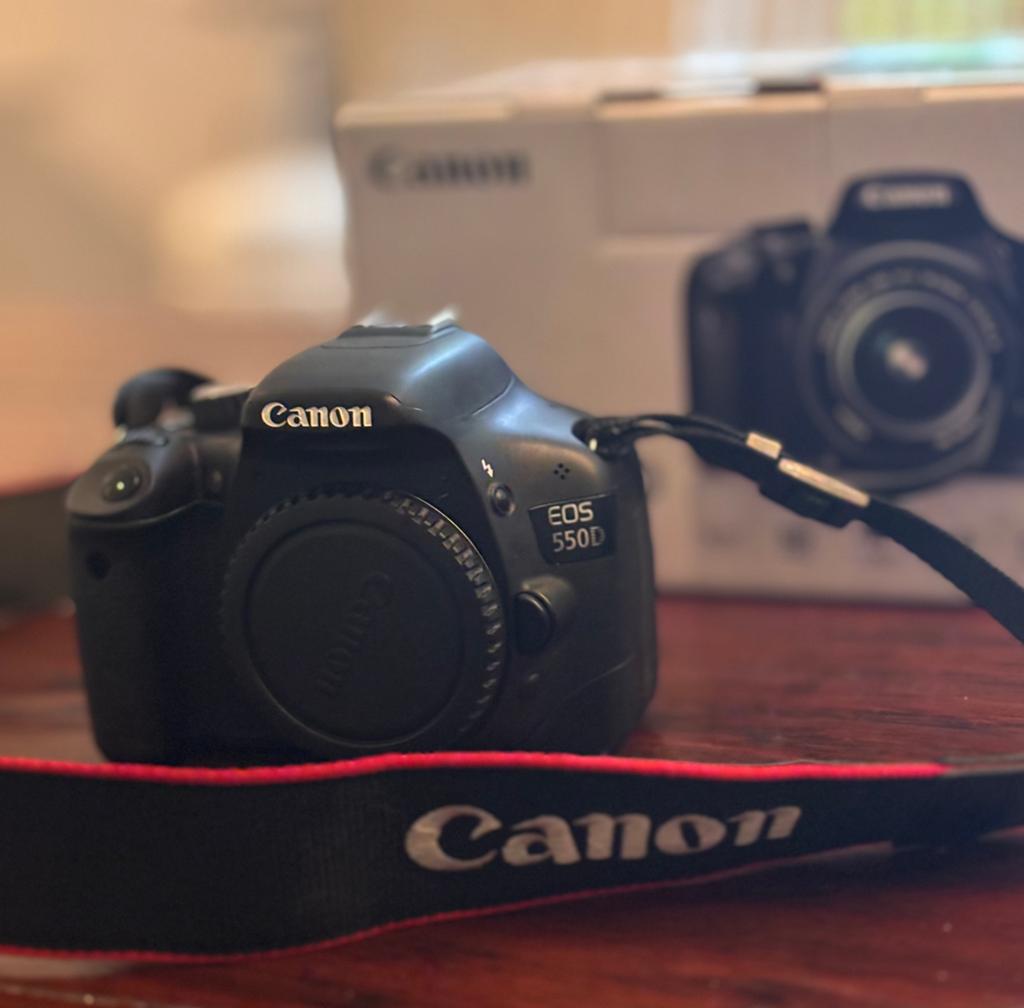 Mooie spiegelreflex camera Canon EOS 550D, Spiegelreflex, Canon, Ophalen of Verzenden, Zo goed als nieuw