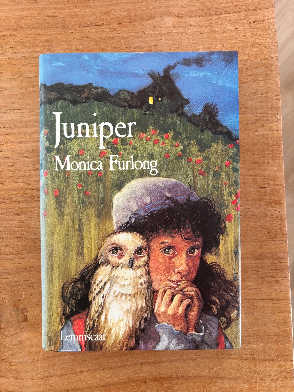 Juniper - Monica Furlong (Lemniscaat), Ophalen of Verzenden, Zo goed als nieuw, Sprookjes