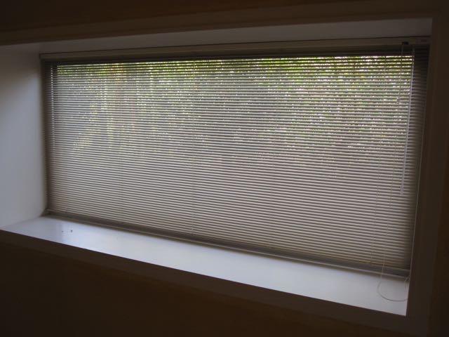 Jaloeziën 16mm (Luxaflex), crème-kleurig, Ophalen, 150 tot 200 cm, Zo goed als nieuw, Modern