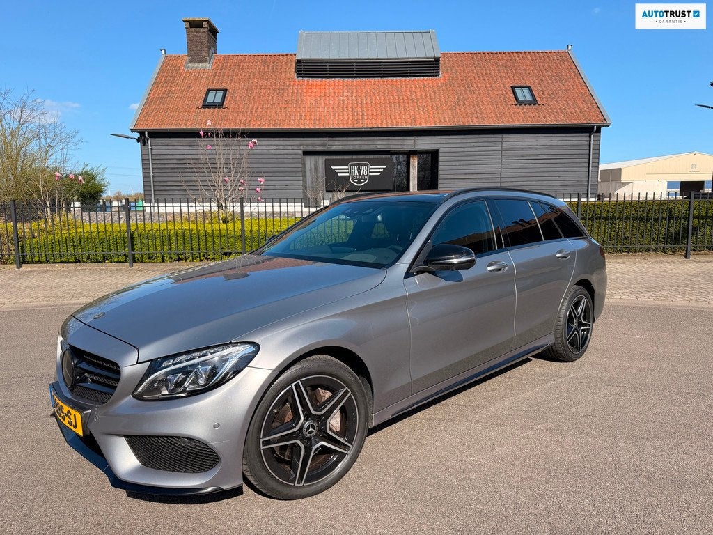 Mercedes-Benz C-klasse Estate 400 4-MATIC 43-AMG BURMESTER N, Auto's, Mercedes-Benz, 2996 cc, Leder, Vierwielaandrijving, 93 €/maand