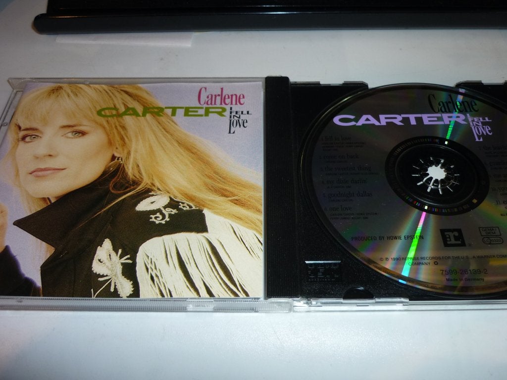 Carlene Carter - I Fell In Love CD (Country, Americana), Americana, Inclusief boekje, Gebruikt, Verzenden