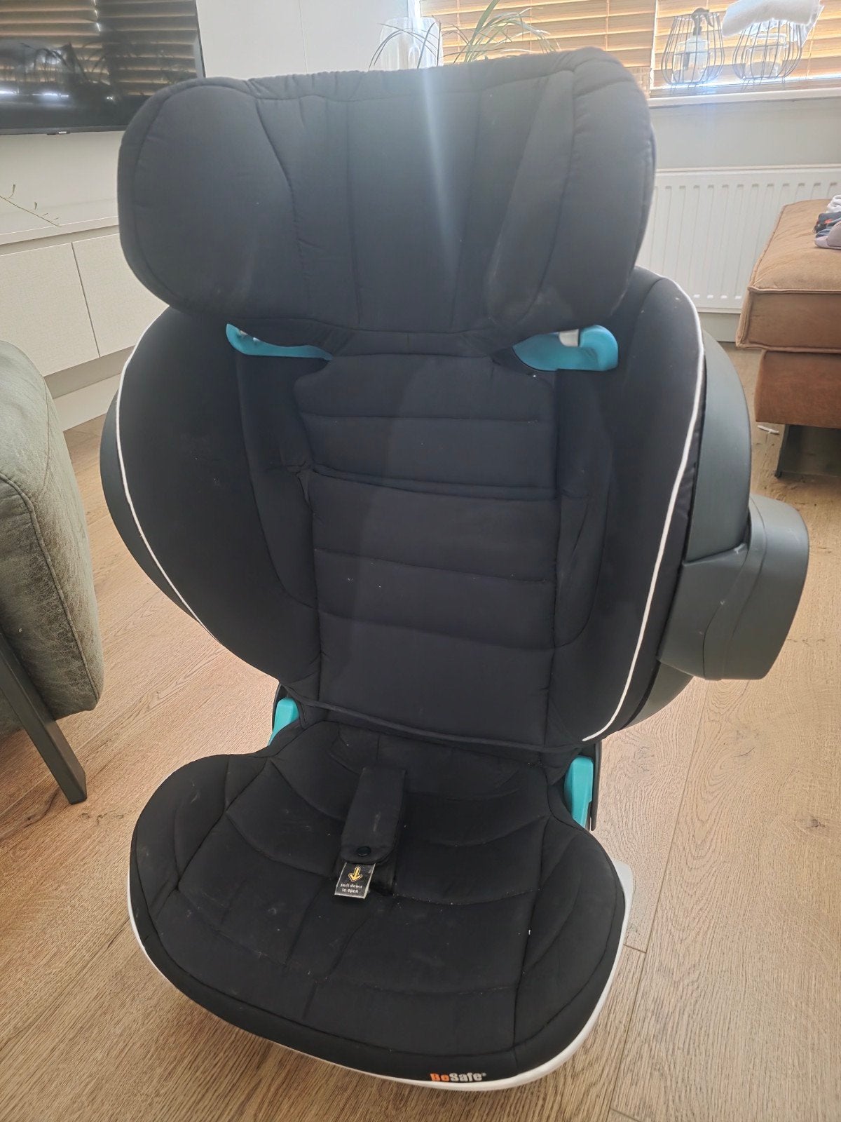 BeSafe iZi Flex Fix i-Size Evt. 2x, 15 t/m 36 kg, Verstelbare rugleuning, Zo goed als nieuw, Isofix