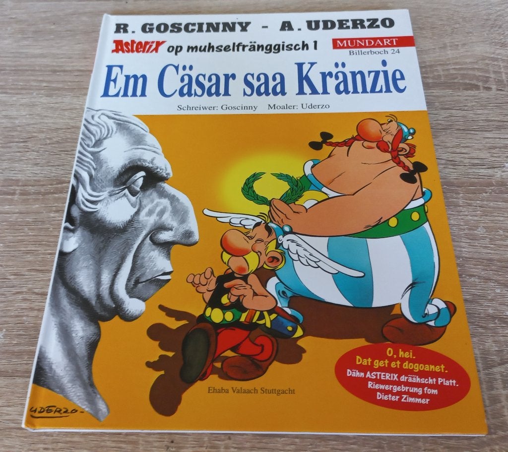 Asterix Em Cäsar saa Kränzie (Moselfränkisch), Eén stripboek, Ophalen of Verzenden, Gelezen, Goscinny & Uderzo