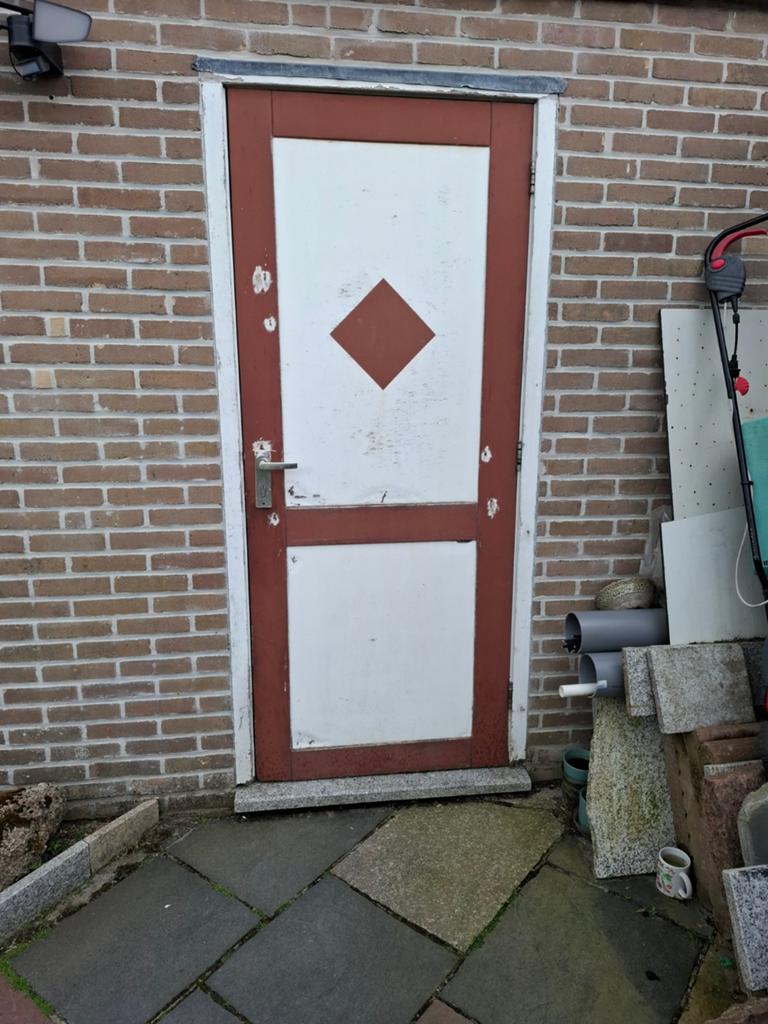 Ik zoek Kunststof achterdeur met kozijn 201.5x82.5 cm, Doe-het-zelf en Verbouw, Deuren en Horren, Kunststof, 80 tot 100 cm, Ophalen of Verzenden