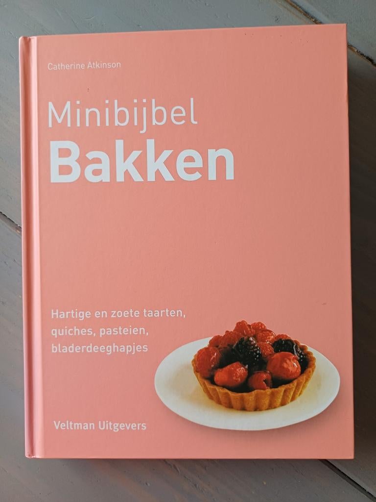 Minibijbel Bakken:  taarten, quiches, pastei, Catherine Atkinson, Ophalen of Verzenden, Zo goed als nieuw, Hoofdgerechten