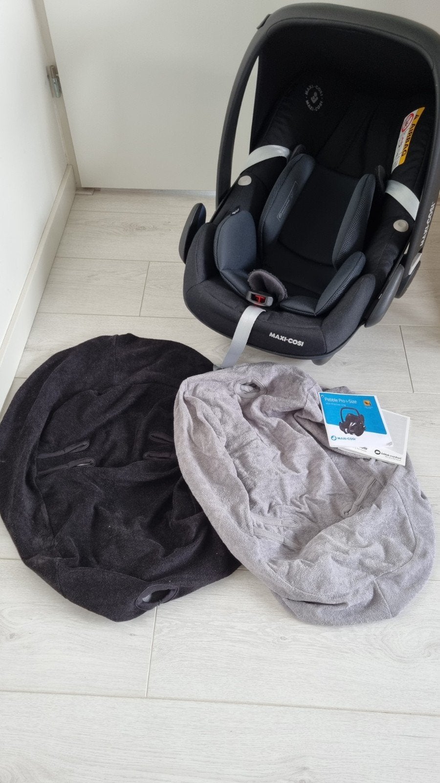 maxi cosi pebble pro i-size incl 2 hoezen, Kinderen en Baby's, Autostoeltjes, Ophalen, Zo goed als nieuw, Isofix, 0 t/m 13 kg