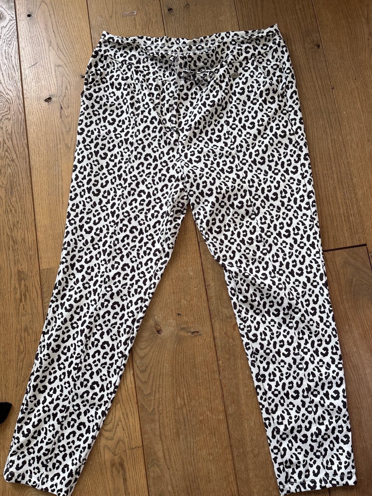 Leopard print broek Angelle Milan XXL, Kleding | Dames, Meerkleurig, Maat 46/48 (XL) of groter, Ophalen of Verzenden, Zo goed als nieuw