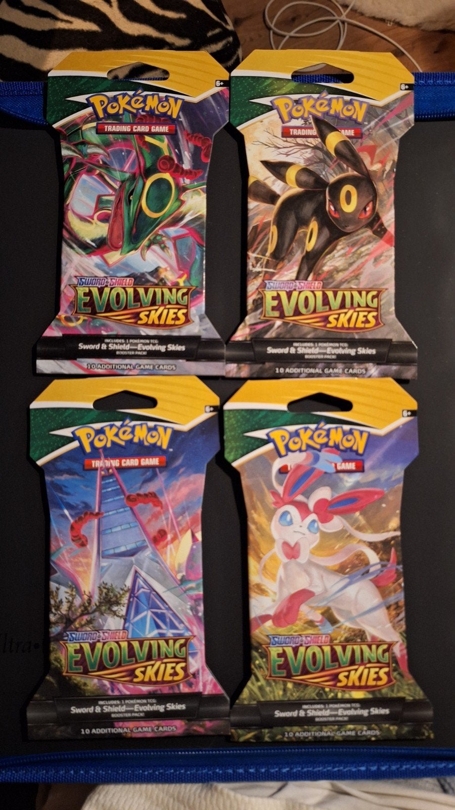 Pokemon Evolving skies sleeved booster packs, Verzenden, Nieuw, Booster
