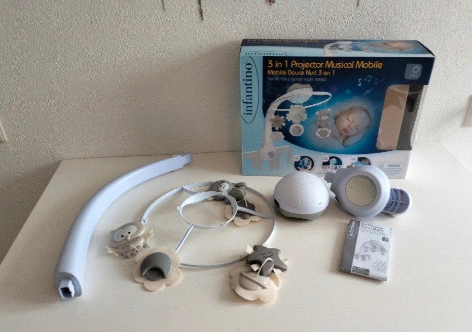 Infantino 3-in-1 Projector Muziekmobiel - Zo goed als nieuw, Kinderen en Baby's, Ophalen of Verzenden, Zo goed als nieuw, Mobiel