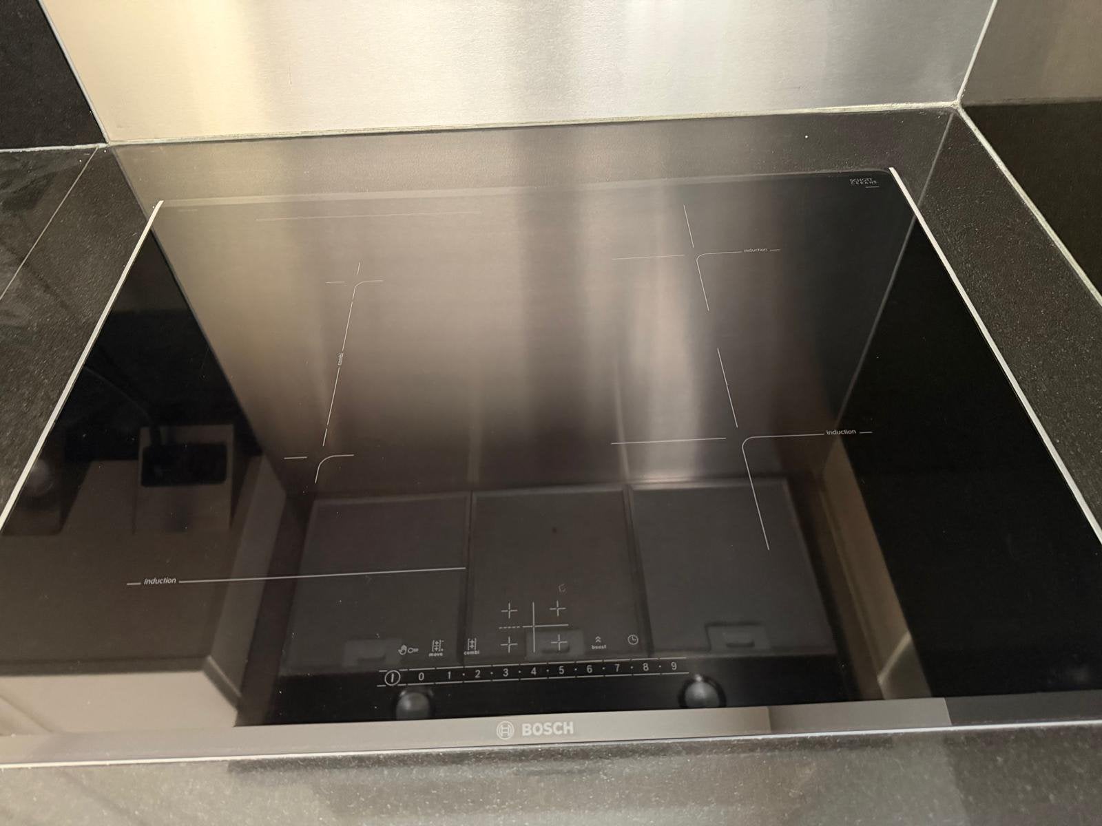 Bosch inductiekookplaat, type PVS775FB5E/01, Ophalen, 4 kookzones, Zo goed als nieuw, Inbouw