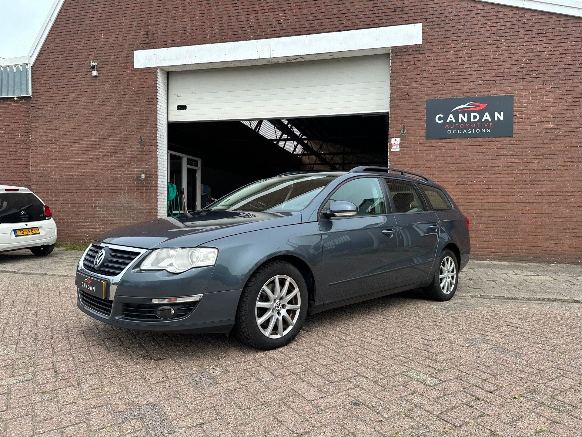 Volkswagen Passat Variant 1.4 TSI Trendline BlueMotion | Aut, Euro 5, Stof, Gebruikt, Zwart