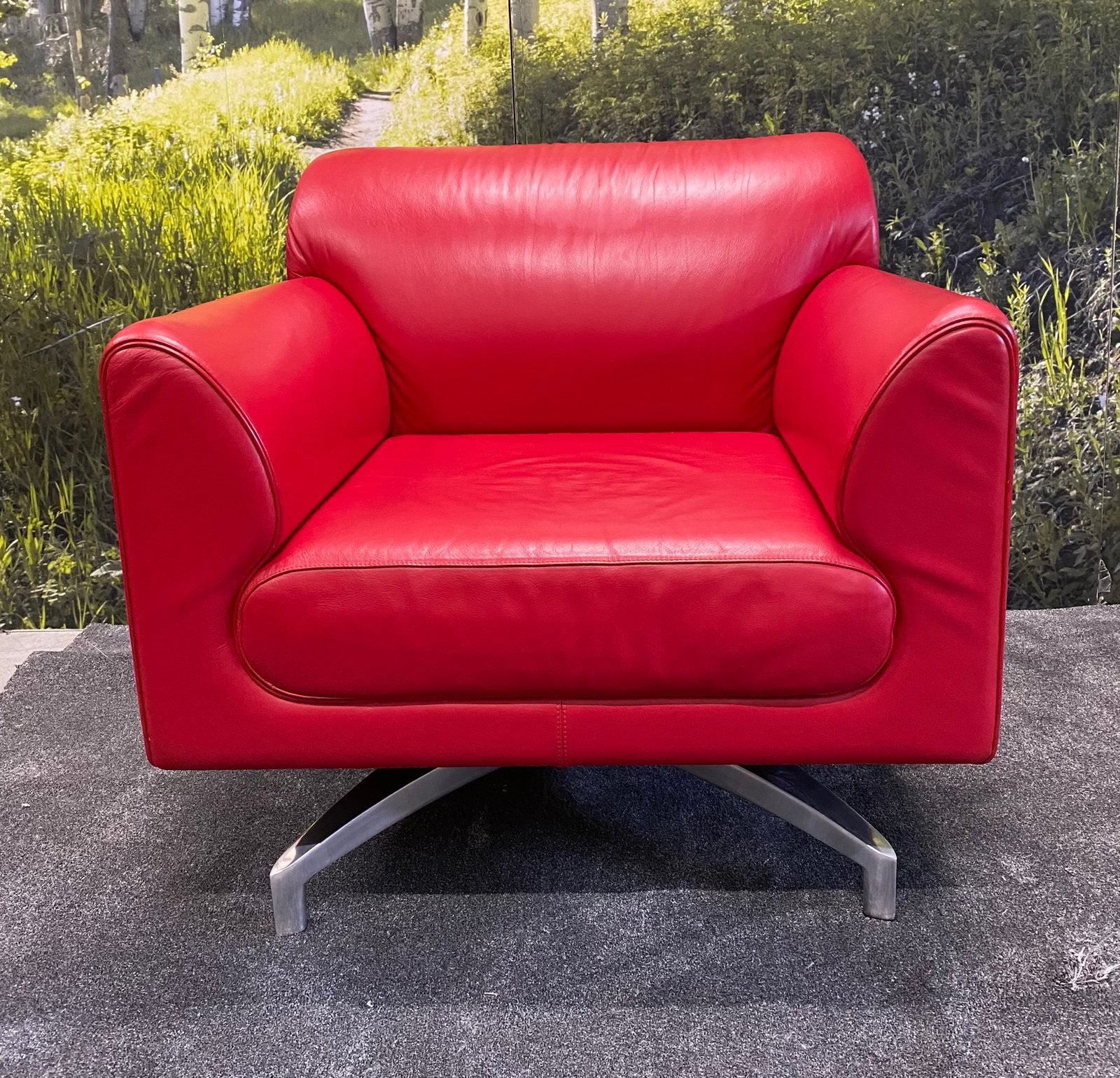 Poltrona Frau Eos rood leder draaifauteuil, Ophalen, Gebruikt, 75 tot 100 cm, Poltrona