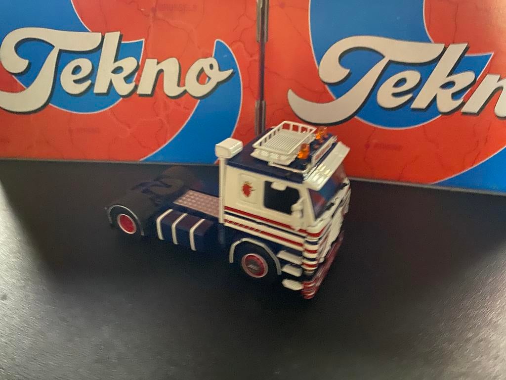 Tekno Scania 142 Peter Wouters, Ophalen of Verzenden, Zo goed als nieuw, Bus of Vrachtwagen, Tekno
