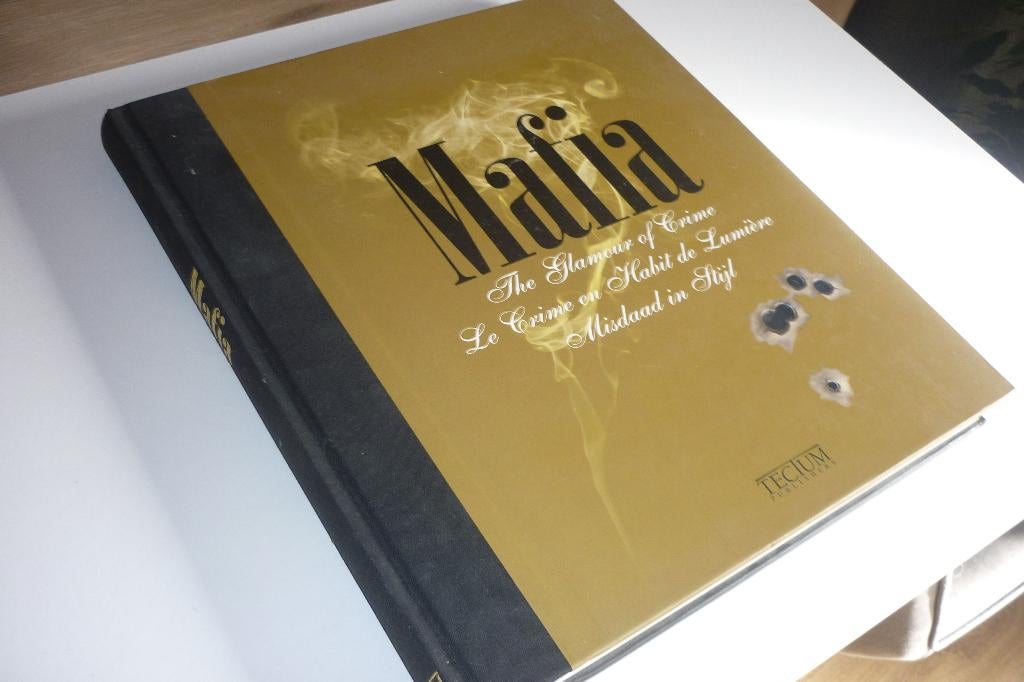Tectum: Mafia - the Glamour of Crime, Ophalen of Verzenden, Zo goed als nieuw