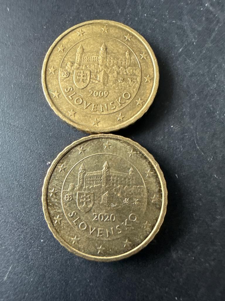 Setje van 2 Slowaakse 10cent munten (2009 & 2020), Postzegels en Munten, Munten | Europa | Euromunten, Ophalen of Verzenden, Slowakije