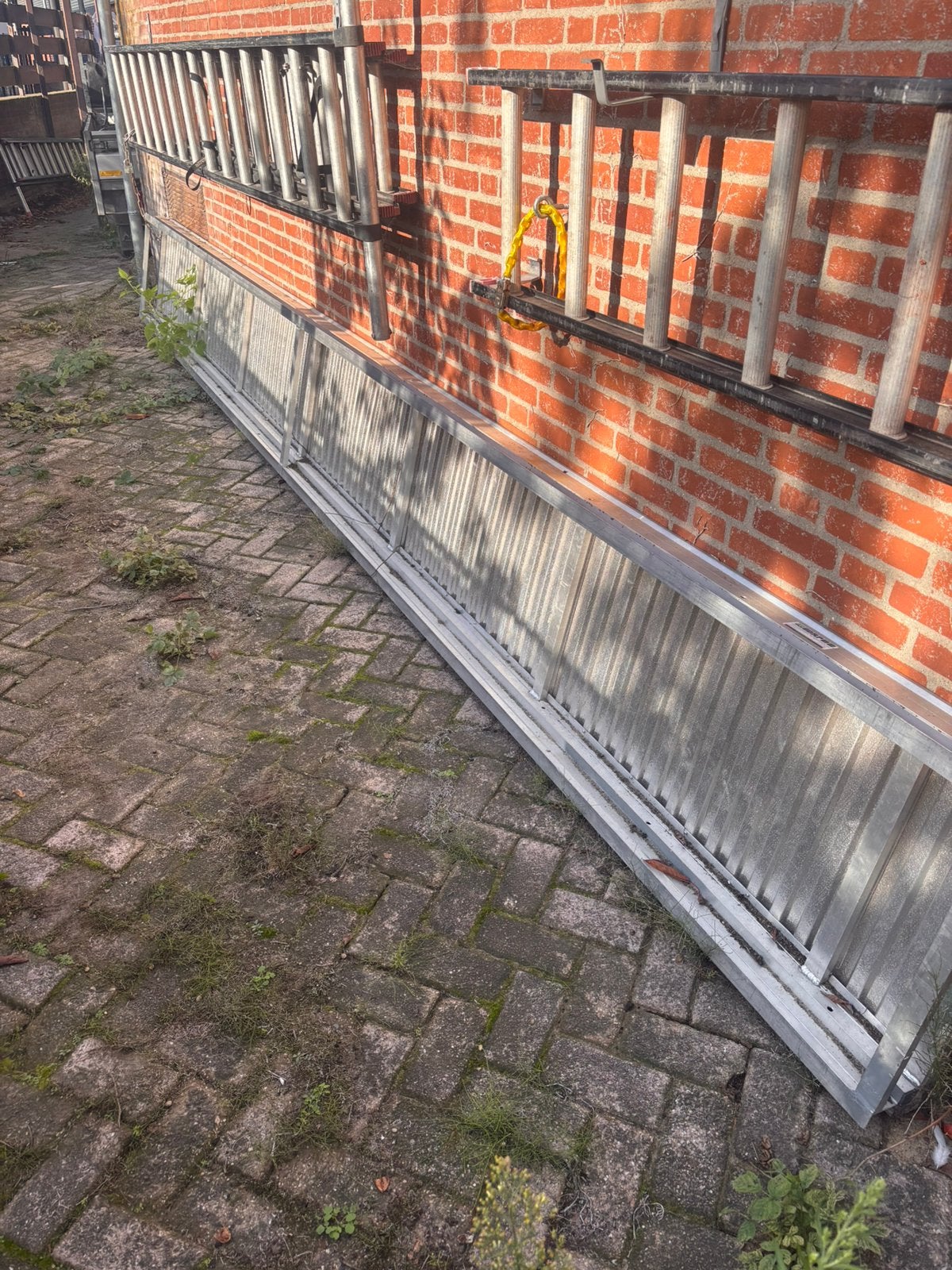 Gevel werkbrug 6 metter lang en 7 meter werk hoogte, Doe-het-zelf en Verbouw, Ophalen, Gebruikt, Gevelsteiger, 5 meter of hoger