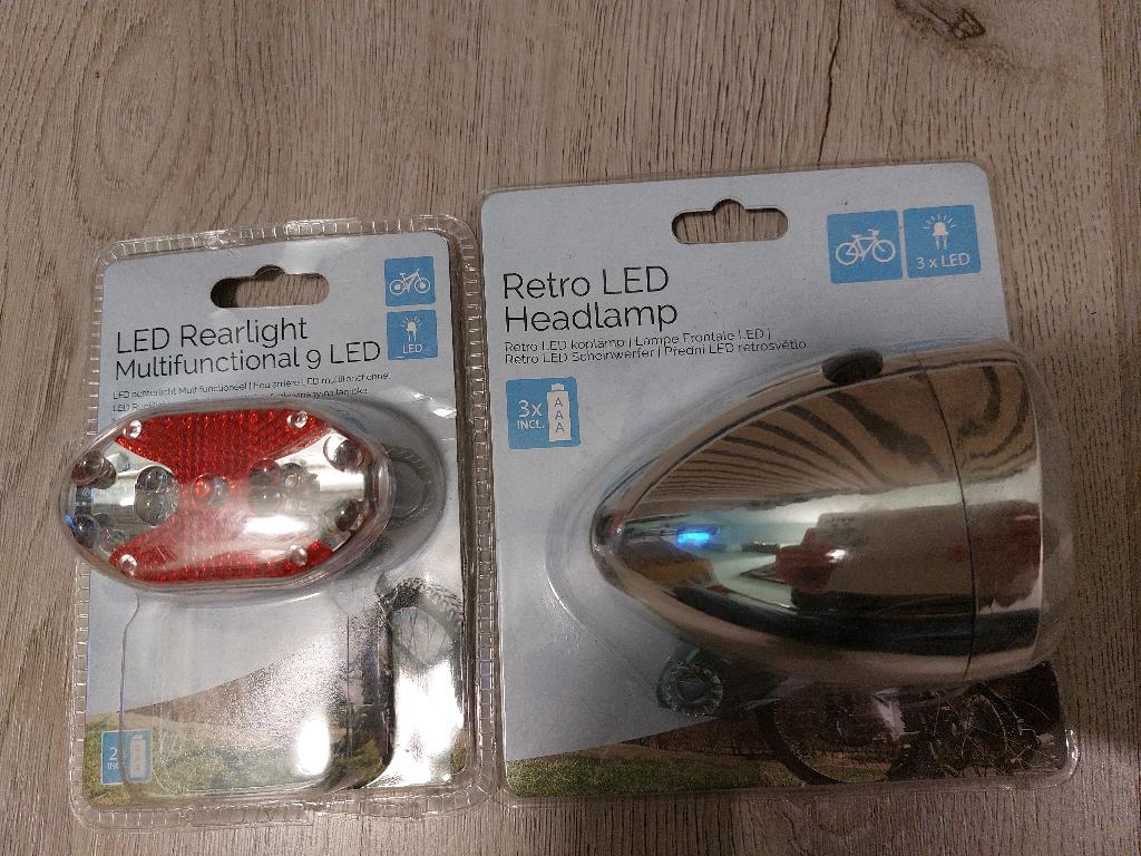Fietsverlichting, Ophalen of Verzenden, Nieuw, Batterij, Verlichtingsset