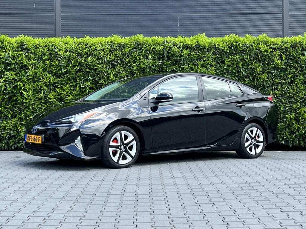 Toyota Prius 1.8 Dynamic, JBL-SOUND, LEDER, CRUISE CONTROL,, Auto's, Toyota, Euro 6, Leder, Bedrijf, Hybride Elektrisch/Benzine