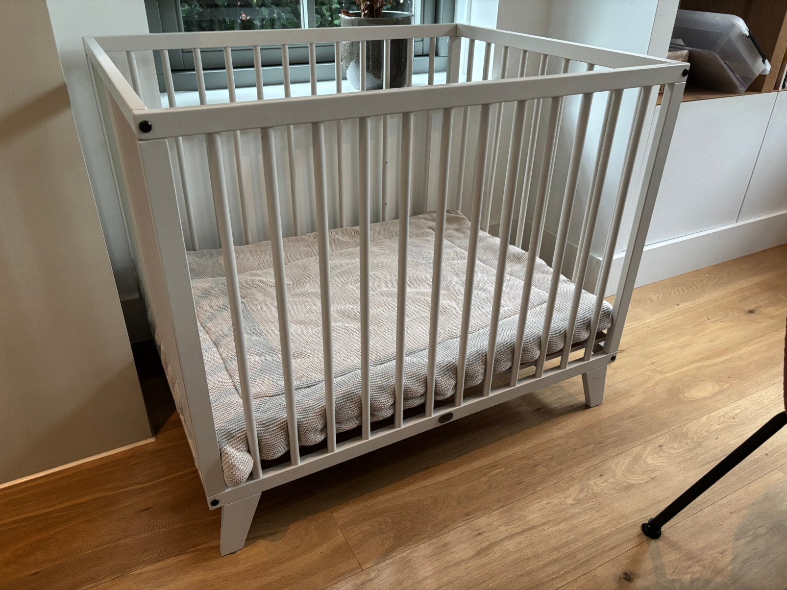 Box, TWF, kleur beige (clay), Kinderen en Baby's, Boxen, Ophalen, Zo goed als nieuw, Rechthoekig, In hoogte verstelbaar